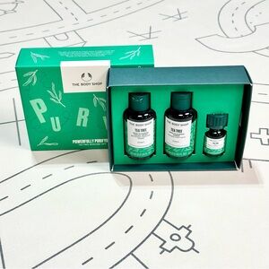 The Body Shop Powerfully Purifying Tea Tree Skincare Gift Set